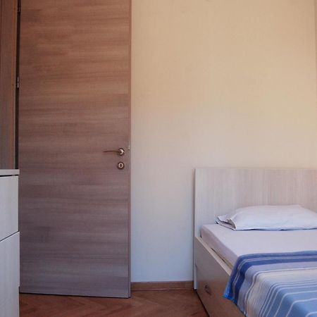 Vasiliki Seaside Apartments Petrovac Δωμάτιο φωτογραφία